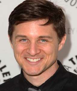 Yuri Lowenthal
